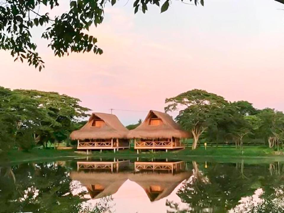 Samadhi Ecohotel By Rotamundos Puerto Escondido Exteriör bild